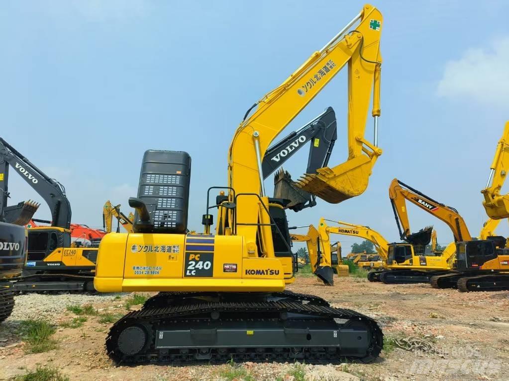 Komatsu PC 240-8 Midi bageri 7t – 12t
