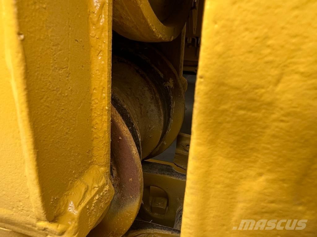 CAT D6H XL Buldožeri guseničari