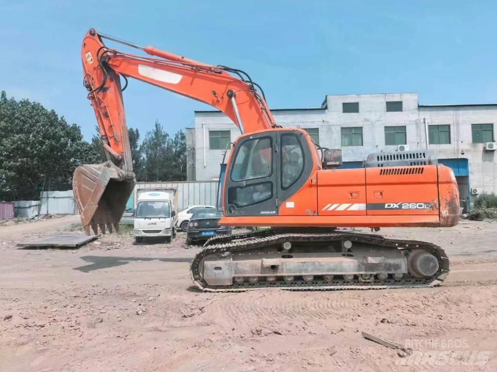 Doosan DX260 Bageri guseničari