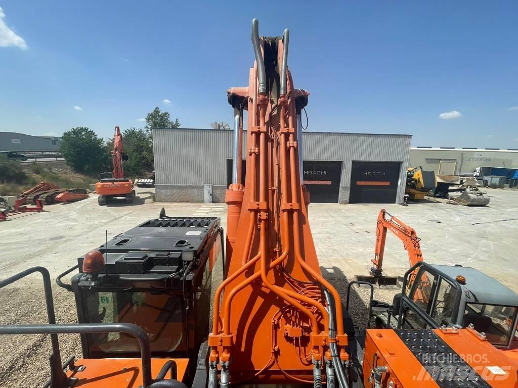 Hitachi ZX 890 Bageri guseničari