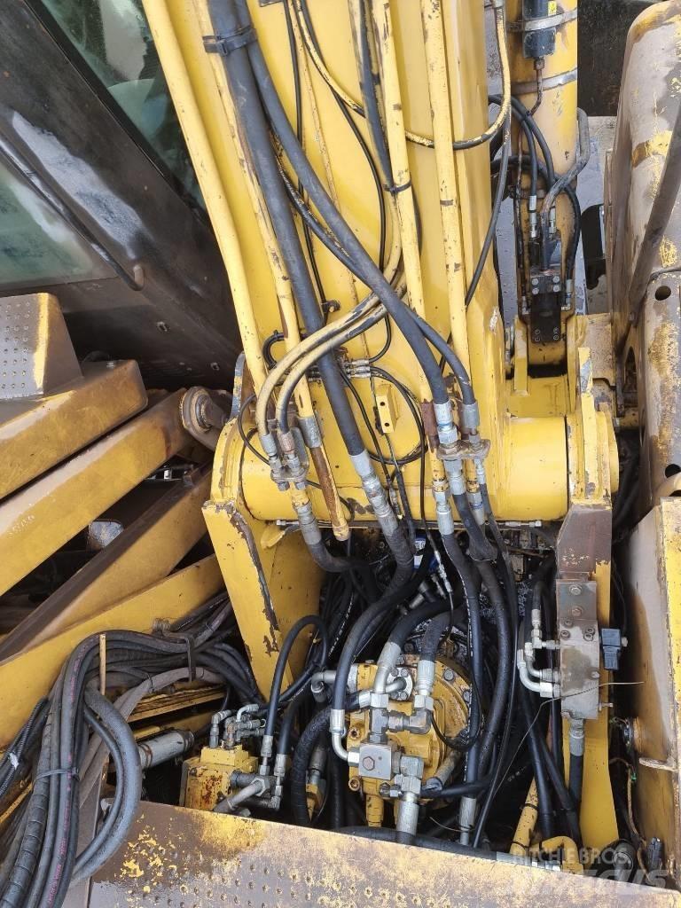 CAT M 325 D L MH Bageri za prenos primarnih/sekundarnih sirovina