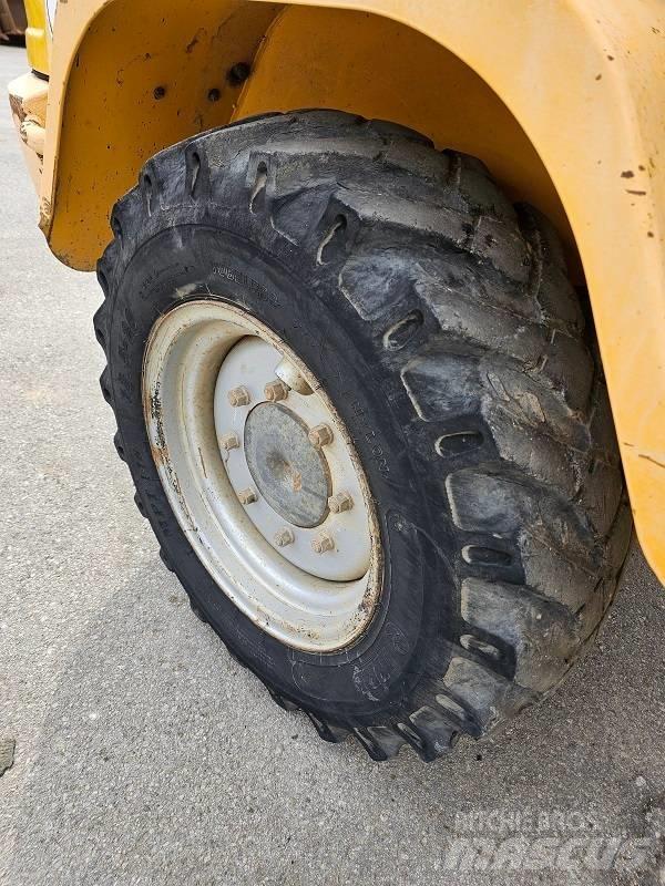 Volvo L 30 B Utovarivači na točkove