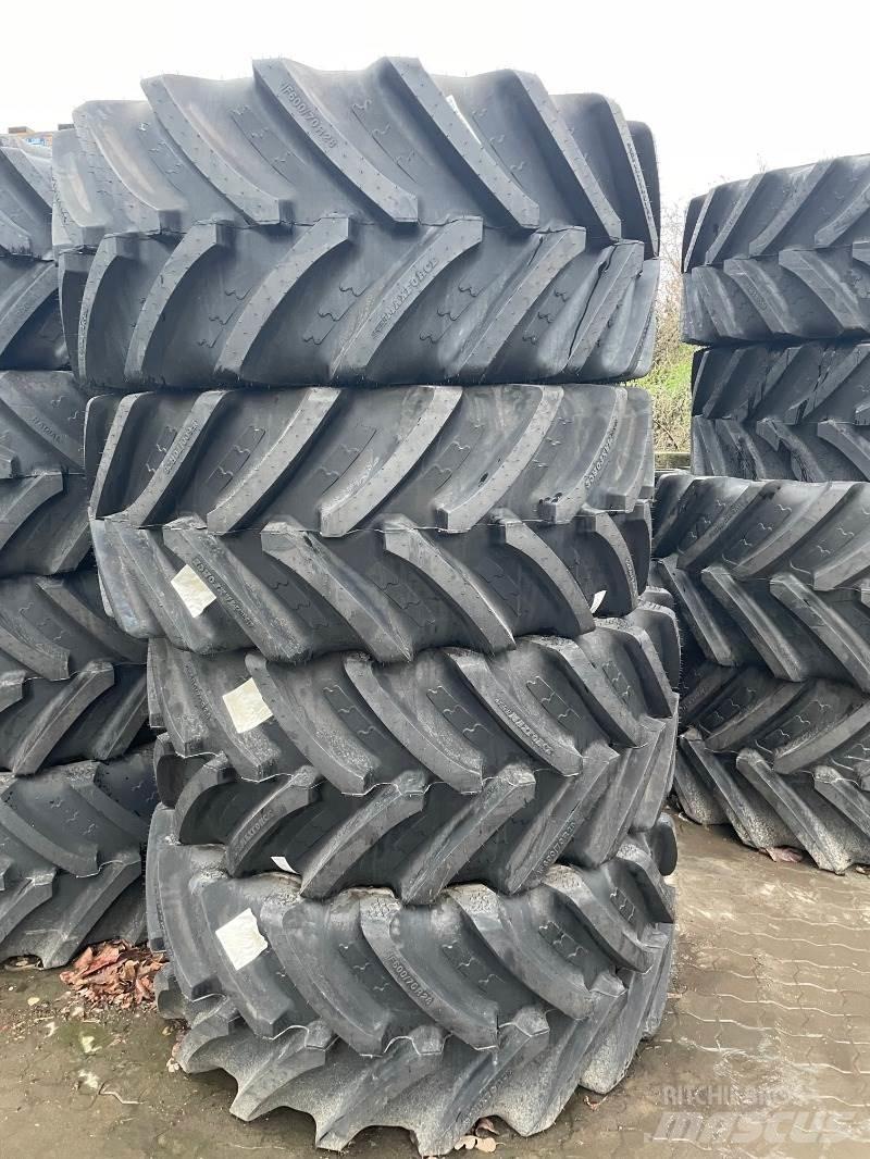 BKT IF 600/70R28 Gume, točkovi i felne
