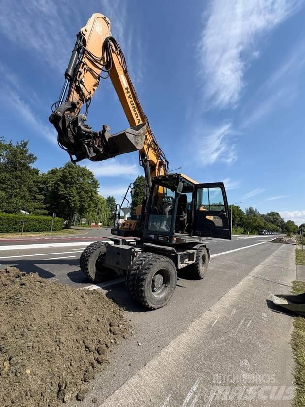 Hyundai HW 140 Bageri točkaši