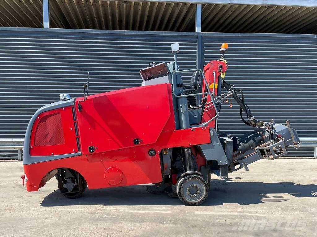 Wirtgen W 50 DC Freze za asfalt