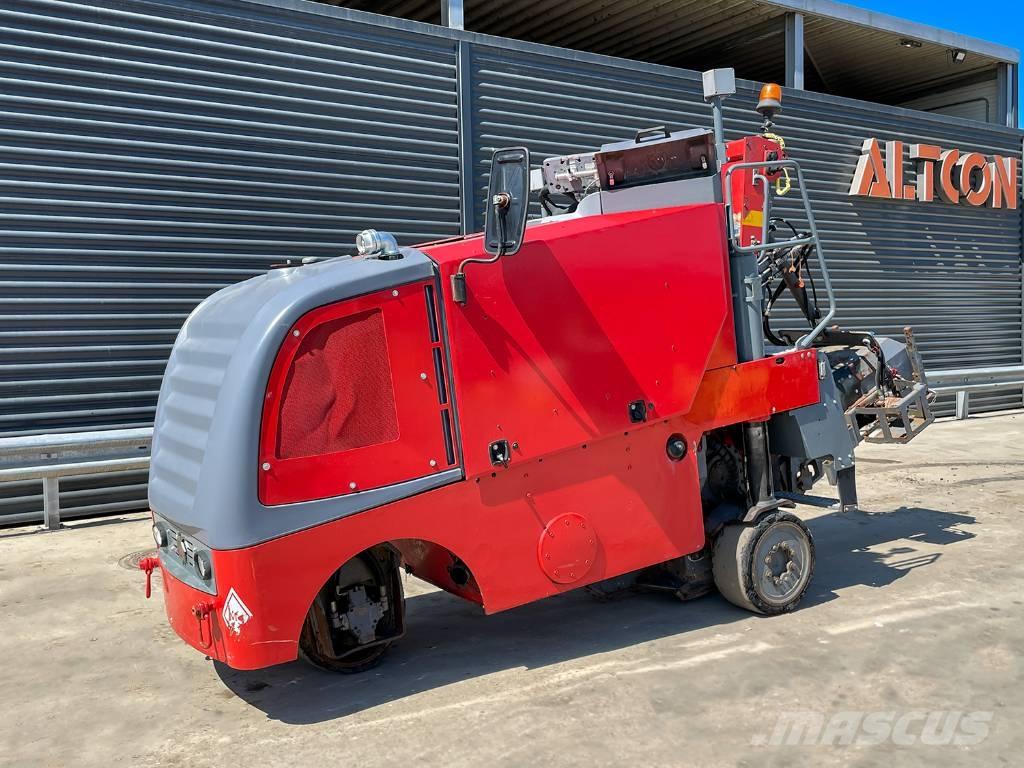 Wirtgen W 50 DC Freze za asfalt