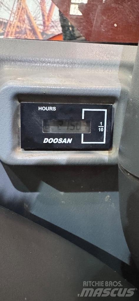 Doosan DX 140 LCR-5 Bageri guseničari