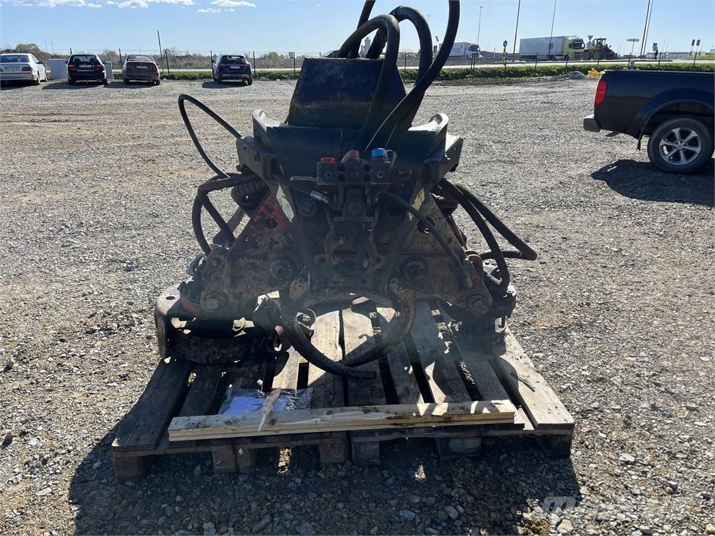 Waratah HTH470 Glave za kombajne