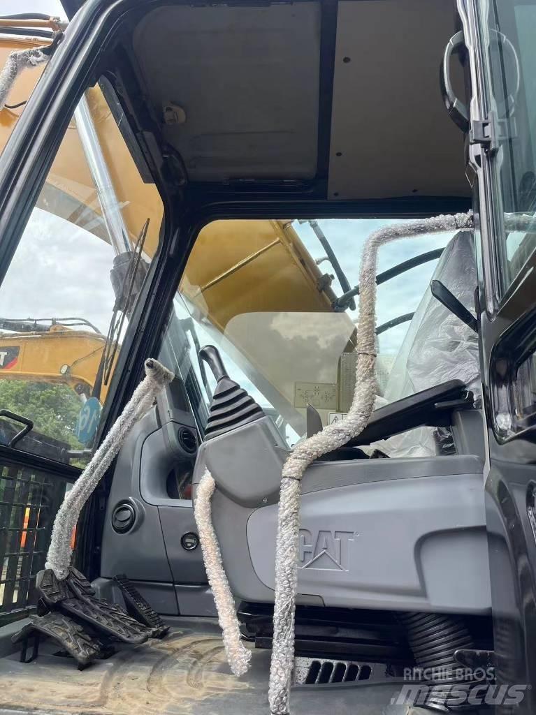 CAT 320 D Bageri guseničari