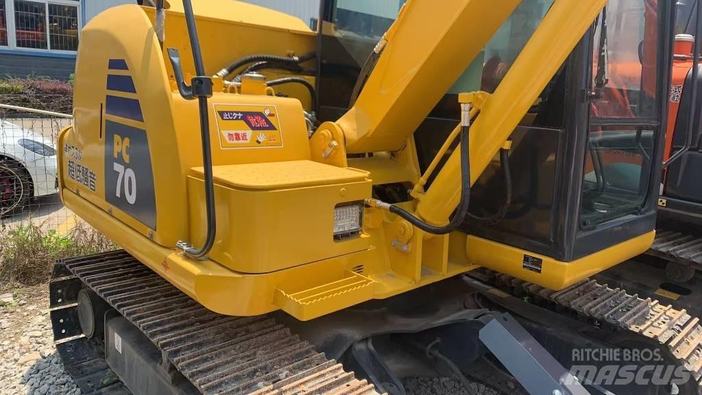 Komatsu pc70 Bageri guseničari
