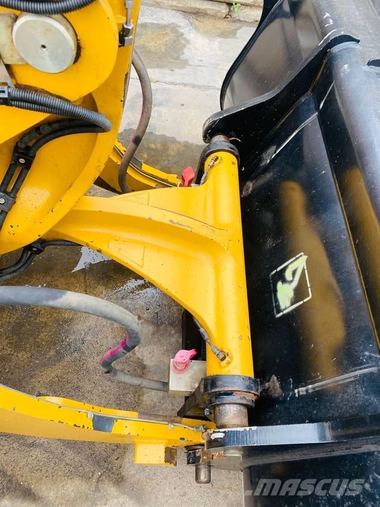CAT 908-14a Utovarivači na točkove