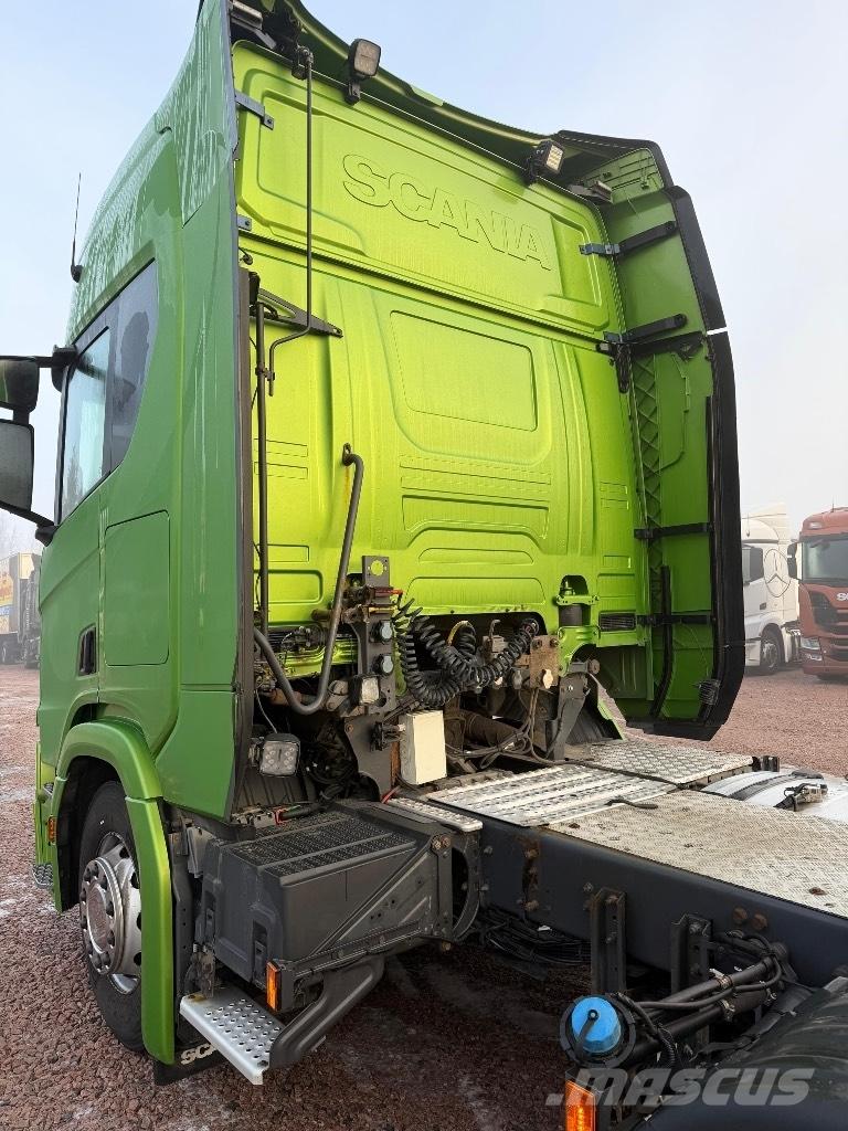 Scania R450A6x2NB Tegljači