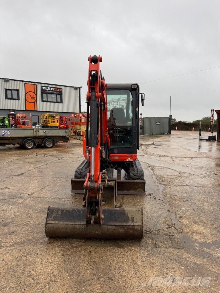 Kubota U 27-4 Mini bageri < 7t