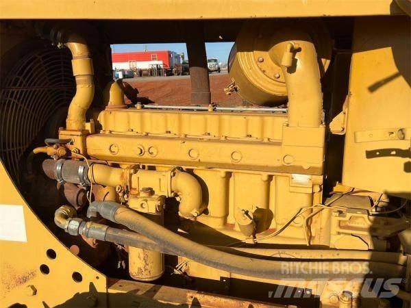CAT 561 C PIPELAYER Polovni buldožeri za polaganje cevi