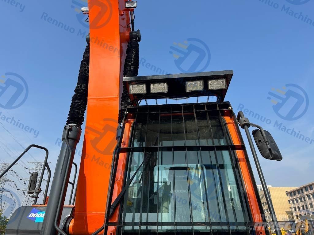 Doosan DX 300LC-9C Bageri guseničari
