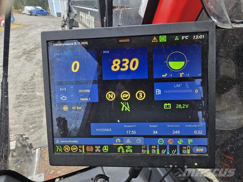 Komatsu 911.7 Harversteri