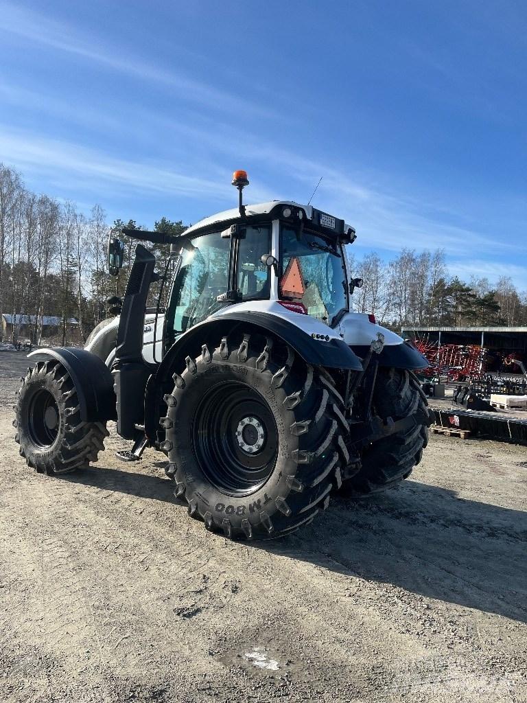 Valtra T 175 Direct Traktori