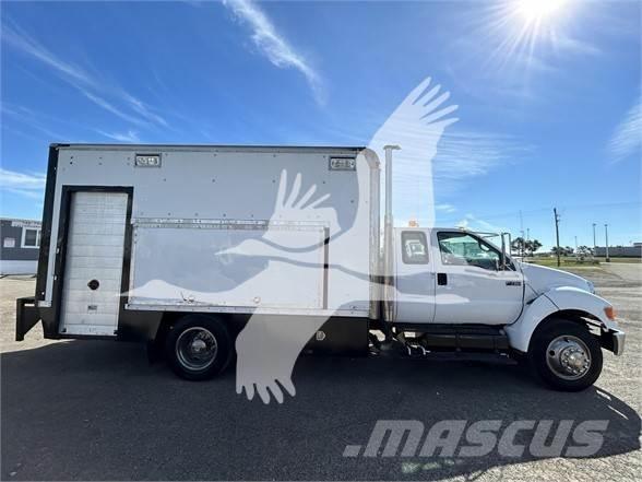 Ford F750 SD Ostalo za građevinarstvo