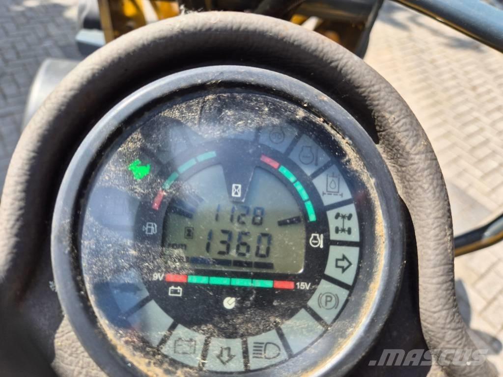 Mustang AL 306 Mini utovarivači