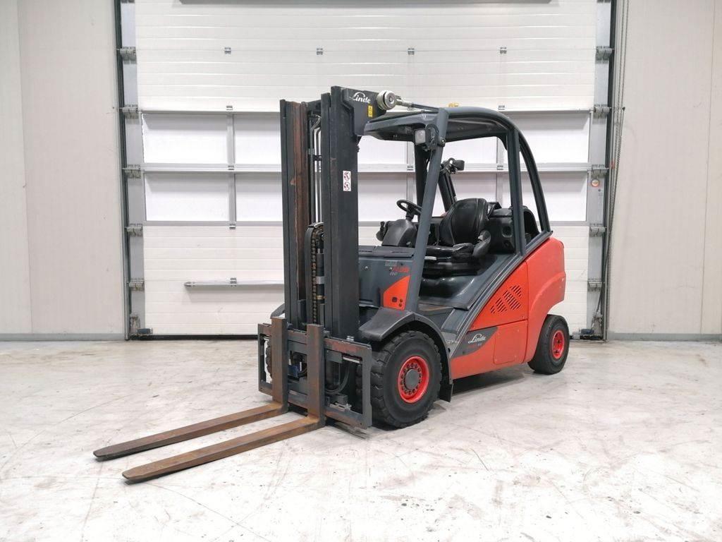 Linde H35T-02 Plinski viljuškari