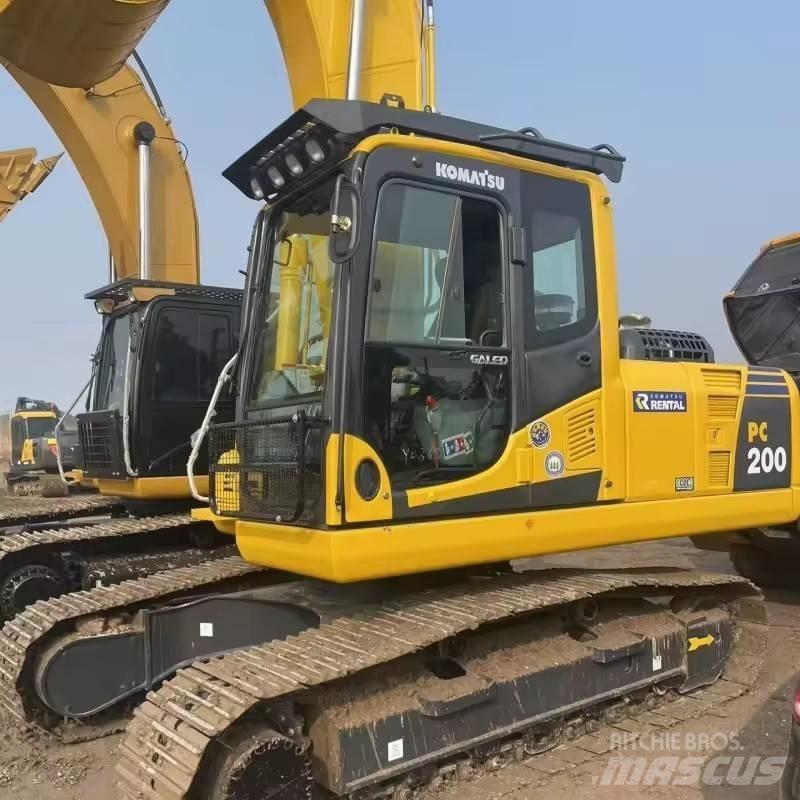 Komatsu PC 200 Bageri guseničari