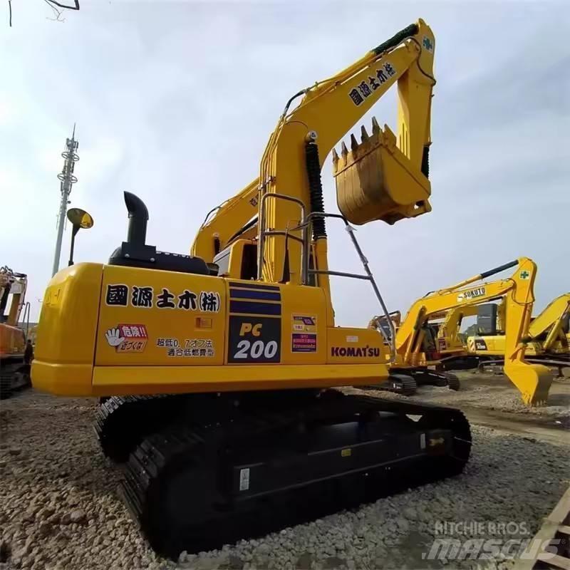 Komatsu PC 200 Bageri guseničari