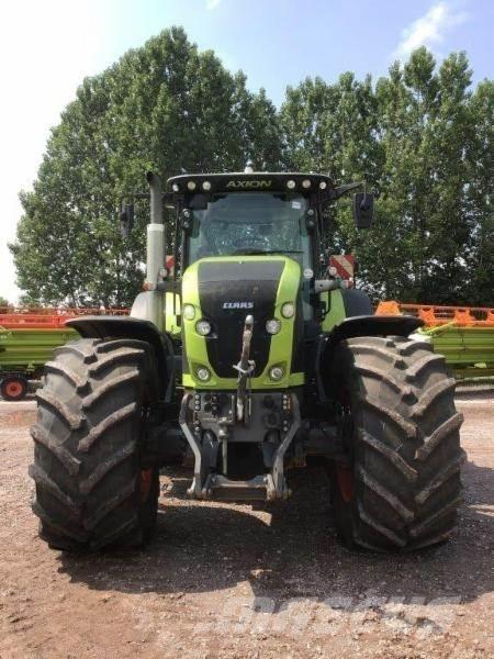 CLAAS AXION 950 Traktori