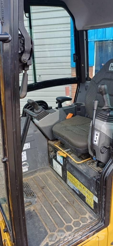 CAT 301.6 Mini bageri < 7t