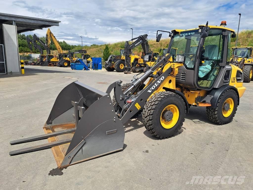 Volvo JL25H Skid steer mini utovarivači