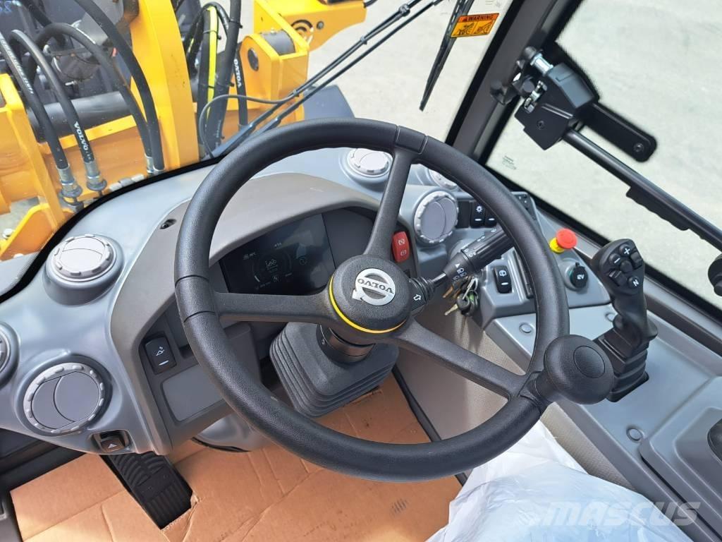 Volvo JL25H Skid steer mini utovarivači
