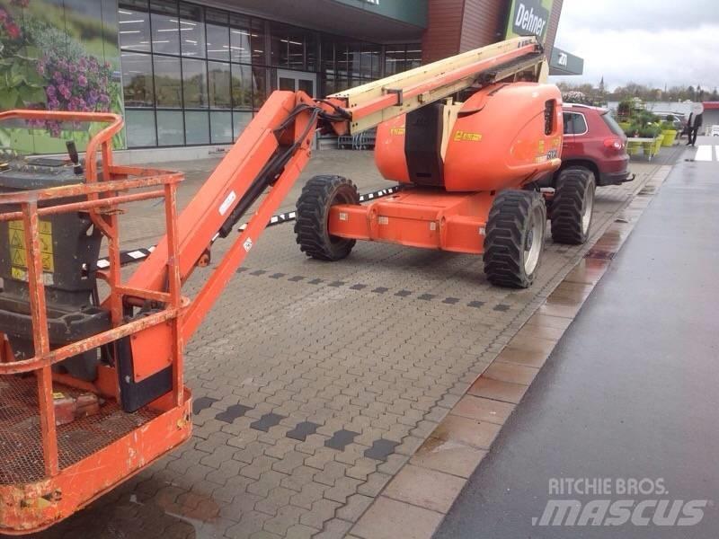 JLG 600 AJ Zglobne podizne platforme