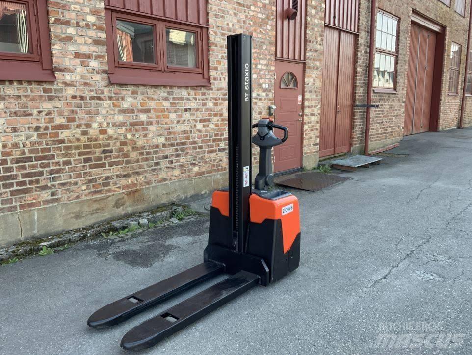 BT HWE 100 Ručni električni viljuškar