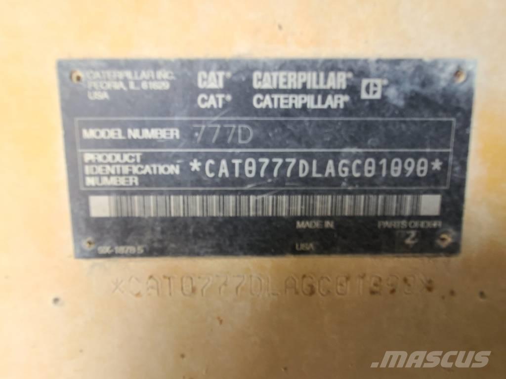 CAT 777D Zglobni damperi