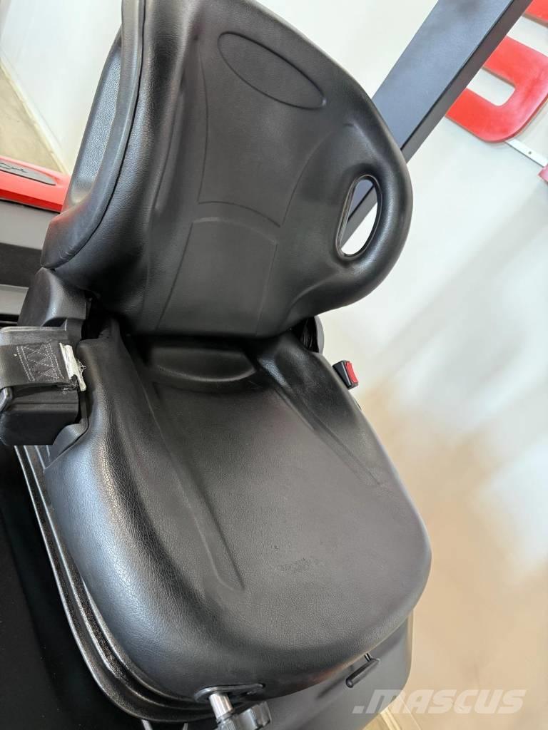 EP 11013 - EFL252 Električni viljuškari