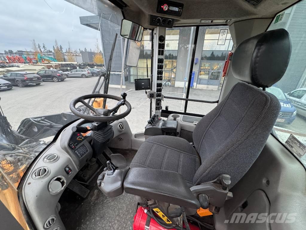 Volvo L 120 F Utovarivači na točkove