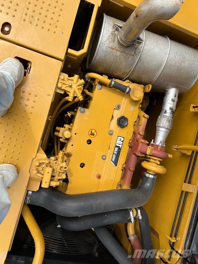 CAT 320 D Bageri guseničari