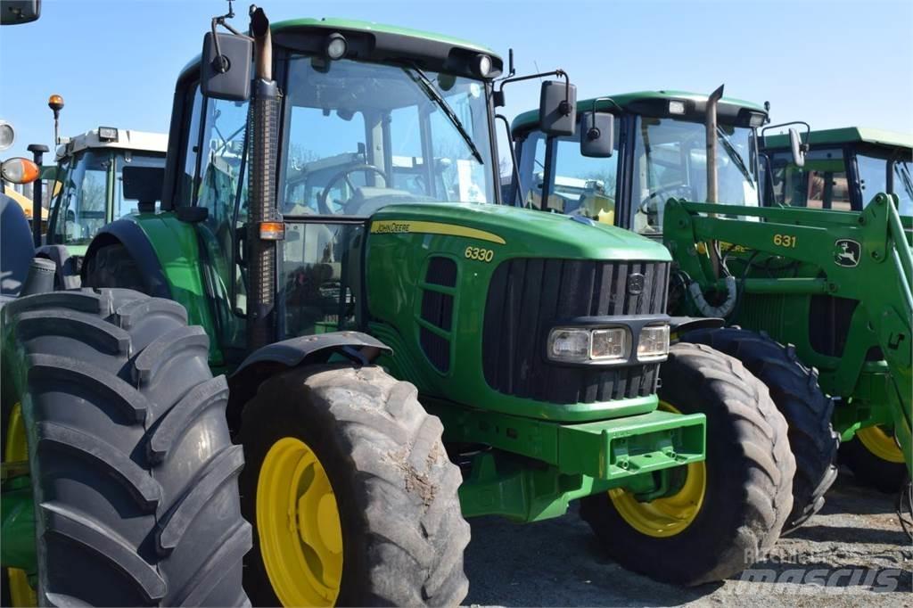 John Deere 6330 Traktori