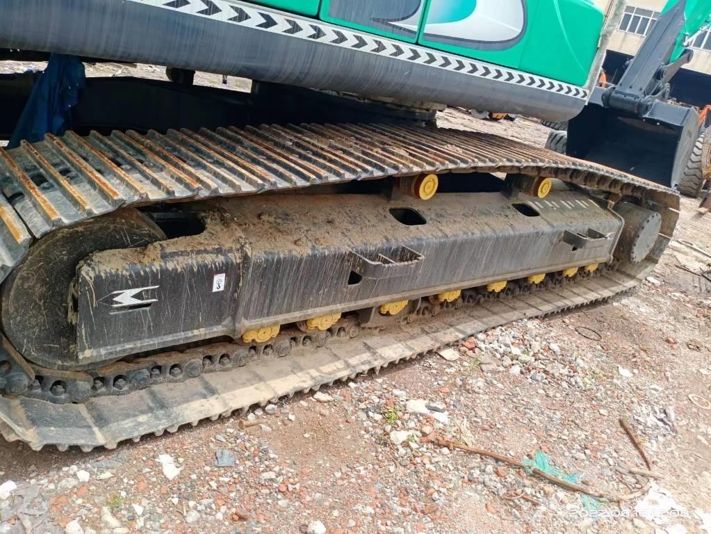 Kobelco SK 210 Bageri guseničari