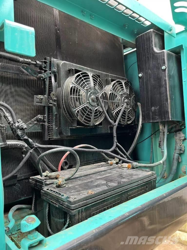 Kobelco SK 210 Bageri guseničari