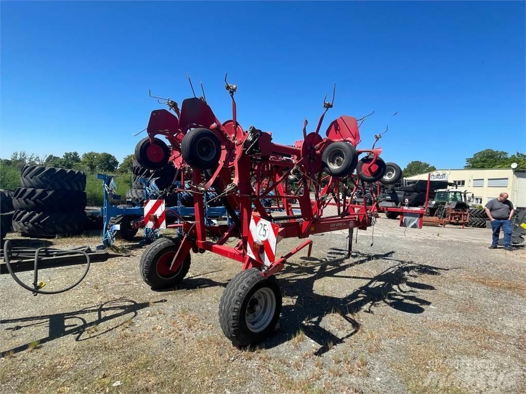Lely Lotus 900 Okretači i sakupljači sena