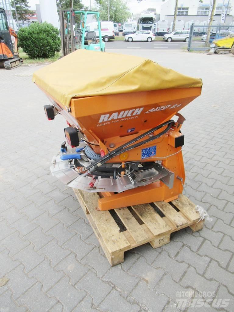 Rauch Axeo 2.1C Posipači soli i peska