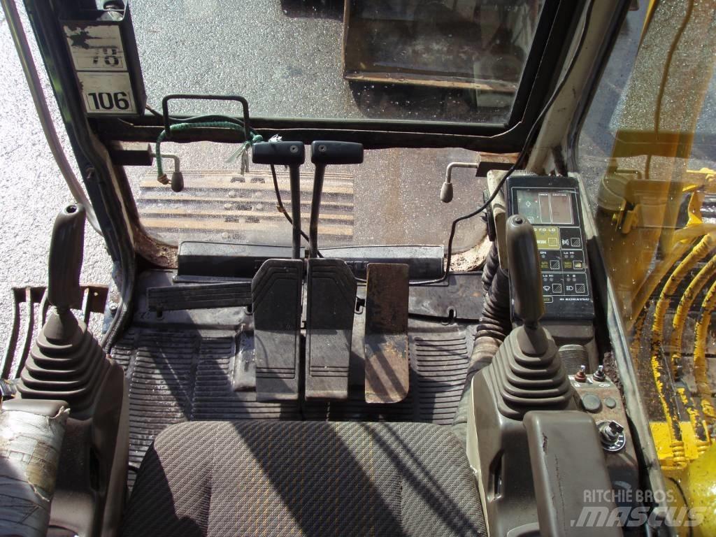 Komatsu PC120-5 Bageri guseničari