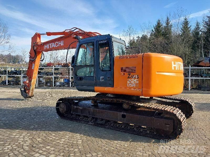 Hitachi ZX225USRLC Bageri guseničari