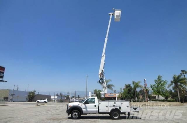 Ford F450 Auto korpe