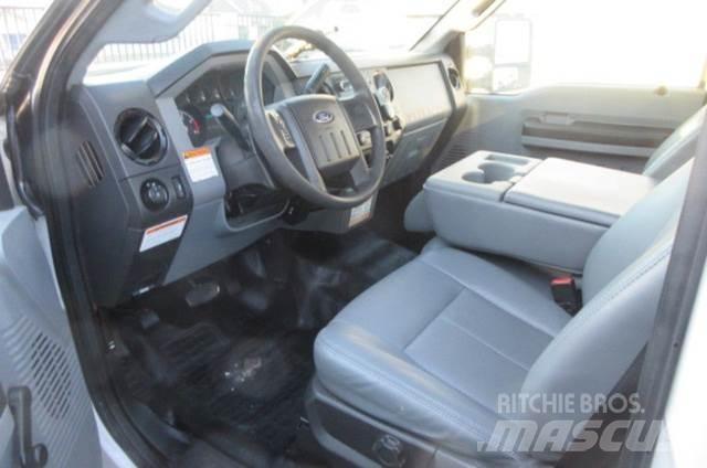 Ford F450 Auto korpe