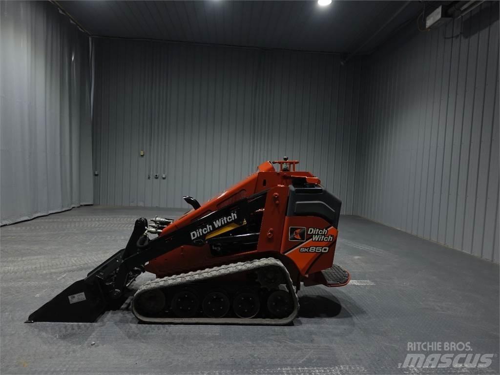 Ditch Witch SK850 Skid steer mini utovarivači