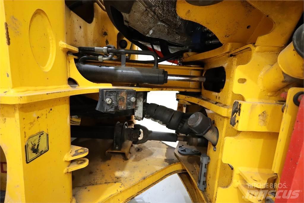 JCB 411 WHEEL LOADER Sadilice