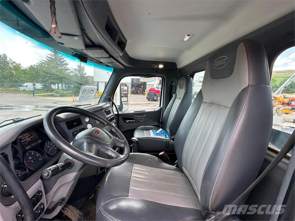 National NBT40 Kamioni sa kranom