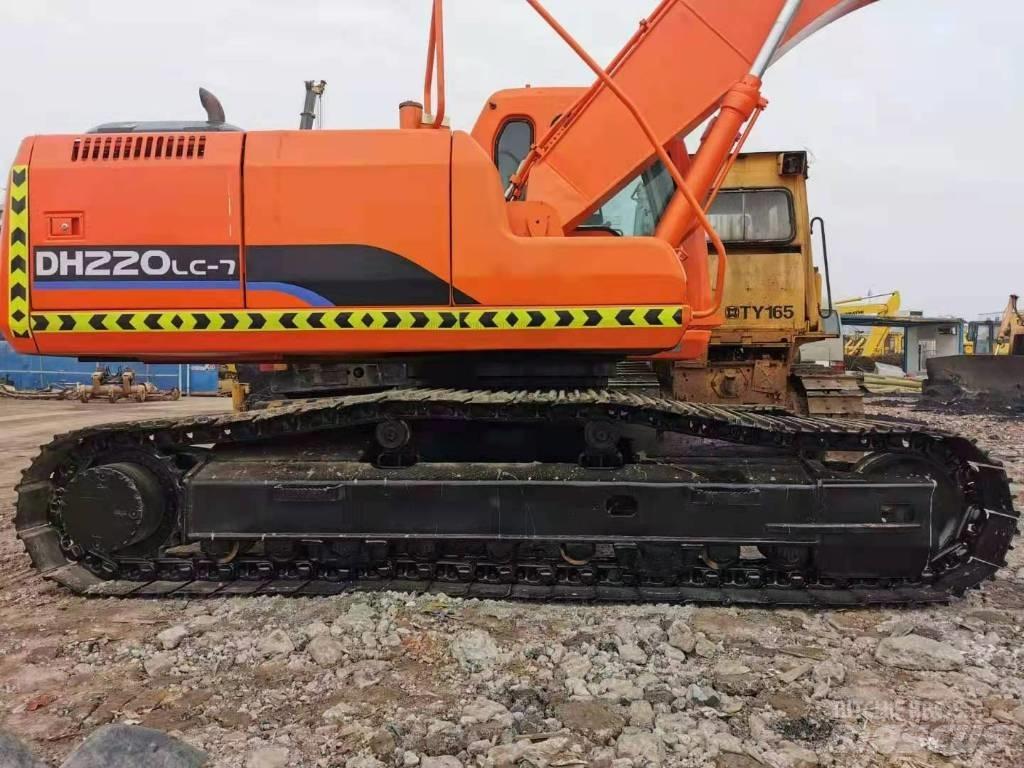 Doosan DH 220 Bageri guseničari