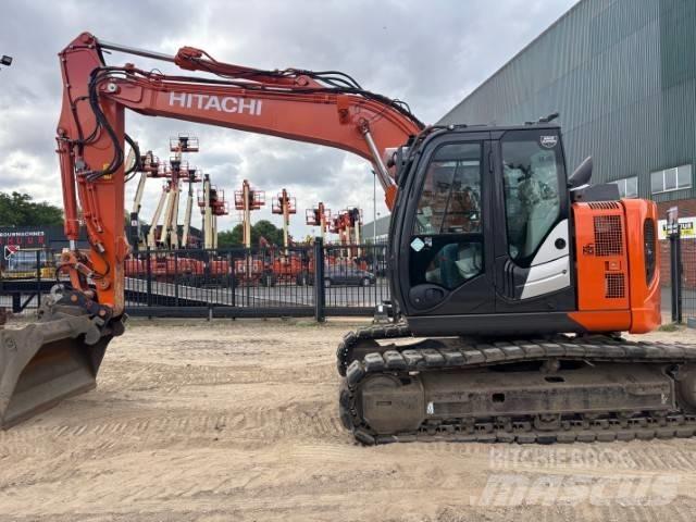 Hitachi ZX 135 US-6 Bageri guseničari